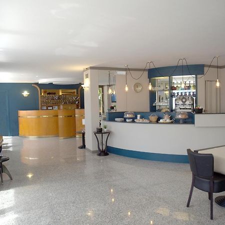 Hotel Desiderio Roma Esterno foto