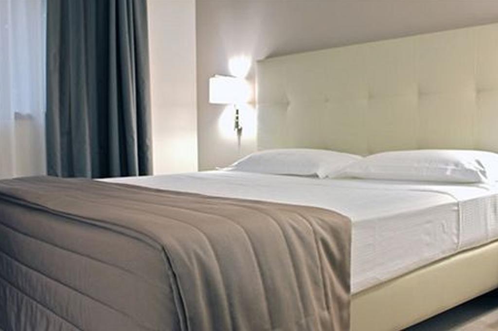 Hotel Desiderio Roma Esterno foto