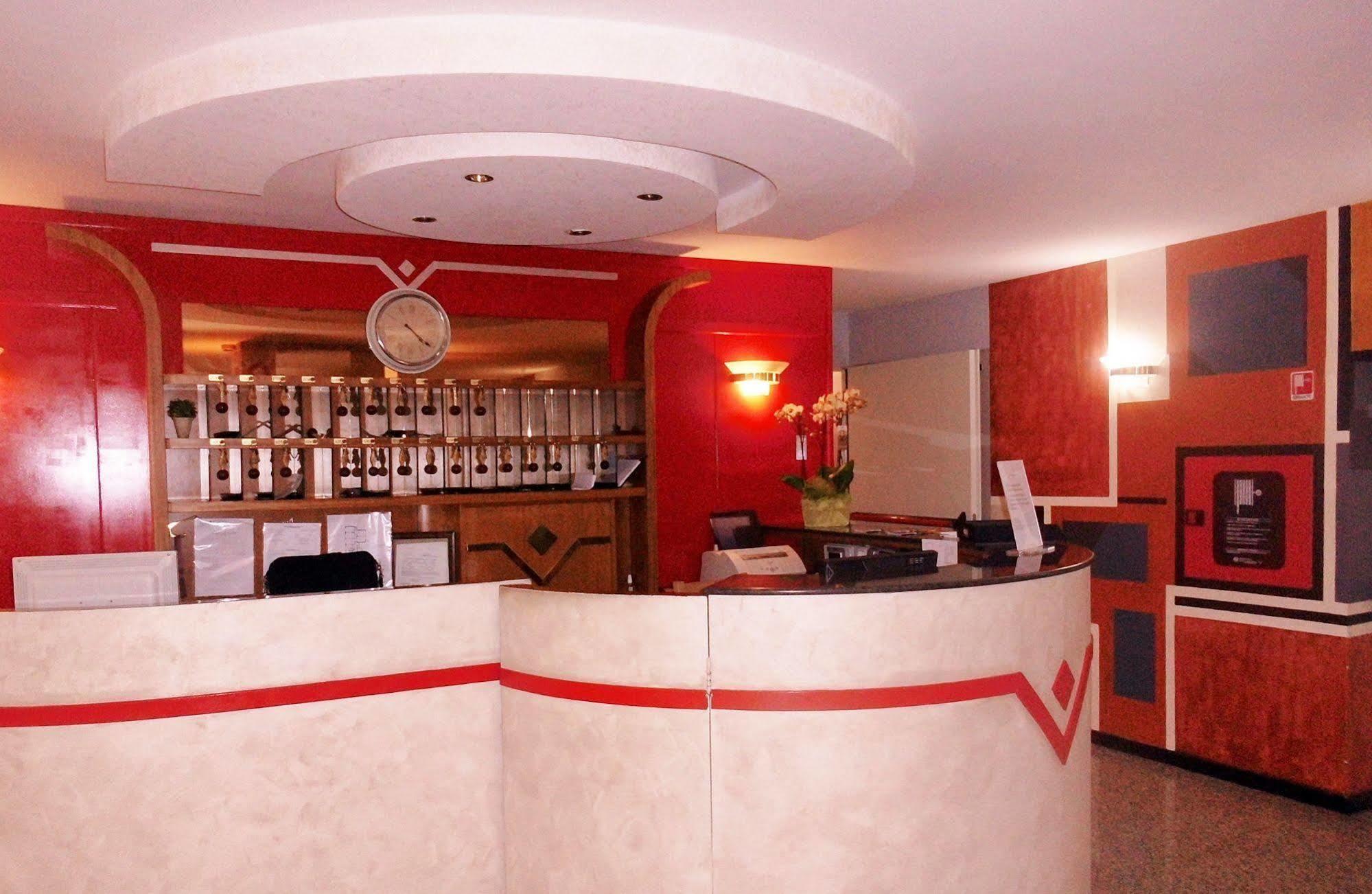 Hotel Desiderio Roma Esterno foto